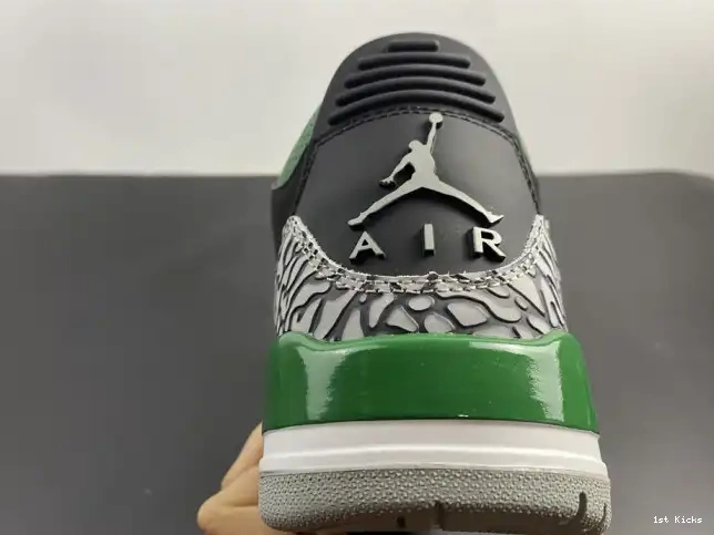 1st Kicks Shoes Jordan 3 Pine Air CT8532-030 Green 0617
